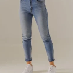 Jean Azul Arkitect Éxito Skinny