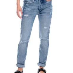 Slouchy Denim Jeans Tono Claro Con Botonadura Interna Y Rotos Color Blue