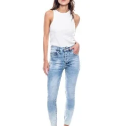 High Waist Skinny Fit Jeans Tono Claro Con Botonadura Interna Color Blue 11 High Waist Skinny Fit Jeans Tono Claro Con Botonadura Interna Color Blue -Feminora Moda Tienda De Ventas color blue 2685 8056222 3 product