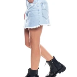 Falda Corta En Denim Tono Claro Con Desgastes Y Ruedo Desflecado Color Blue 14 Falda Corta En Denim Tono Claro Con Desgastes Y Ruedo Desflecado Color Blue -Feminora Moda Tienda De Ventas color blue 3291 1928822 6 product