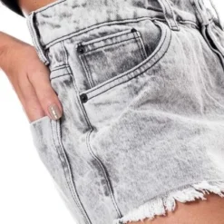 Slouchy Denim Shorts Con Botonadura Interna Y Reservas De Costuras Color Blue -Feminora Moda Tienda De Ventas color blue 3620 5868822 4 product