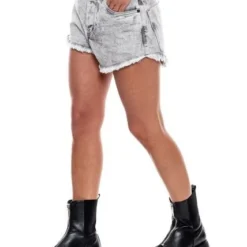 Slouchy Denim Shorts Con Botonadura Interna Y Reservas De Costuras Color Blue -Feminora Moda Tienda De Ventas color blue 3621 5868822 6 product