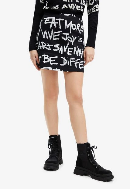 Falda Negro-Blanco Desigual 3 Falda Negro-Blanco Desigual