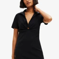 Vestido Negro Desigual