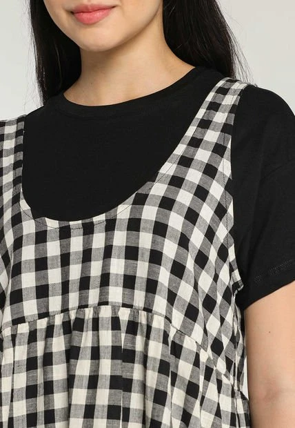 Vestido Blanco-Negro Mattelsa 8 Vestido Blanco-Negro Mattelsa - Imagen 6