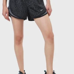 Short Negro-Gris Nike