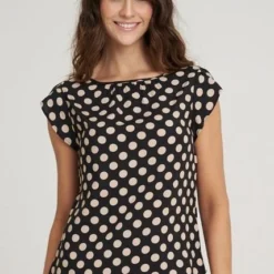 Blusa Preppy Negro Ragged Pf12110740